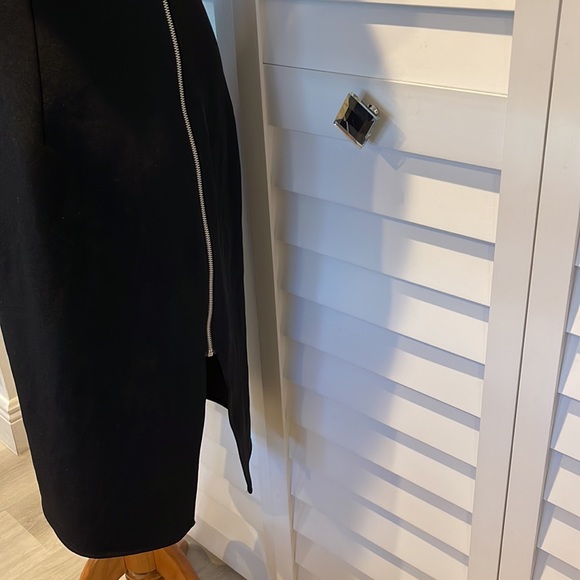 Express One Shoulder NWOT Dress with Side Zipper and lined! - Picture 5 of 11